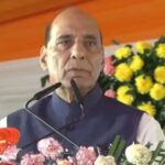 उत्तराखंड के हल्द्वानी में रक्षा मंत्री राजनाथ सिंह ने जनसभा को किया सम्बोधित, सीएम धामी की थपठापाई पीठ