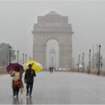 दिल्ली एनसीआर में बारिश से बदलेगा मौसम का मिजाज, पारे में आएगी गिरावट